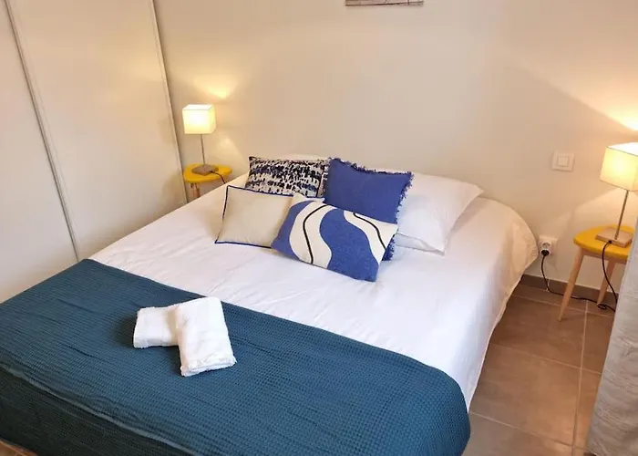 Maison Pinarello A 200 Metres De La *